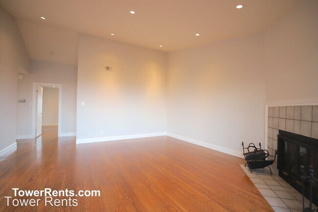 Foto del edificio - 3 br, 2.5 bath House - 25 Silverview Dr