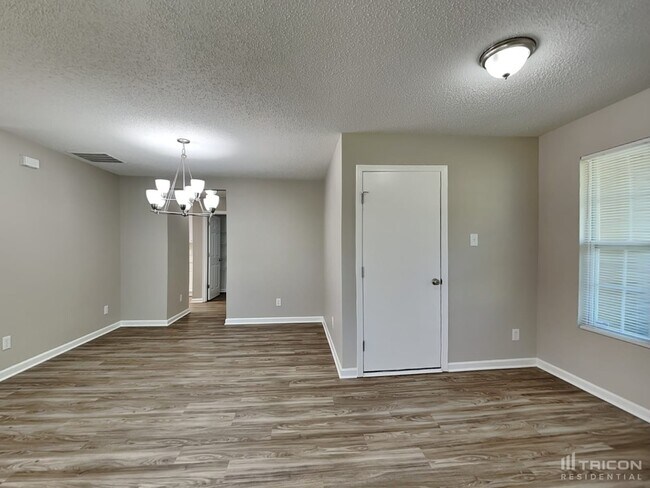 Building Photo - 1220 Willow Bridge Court Charlotte NC