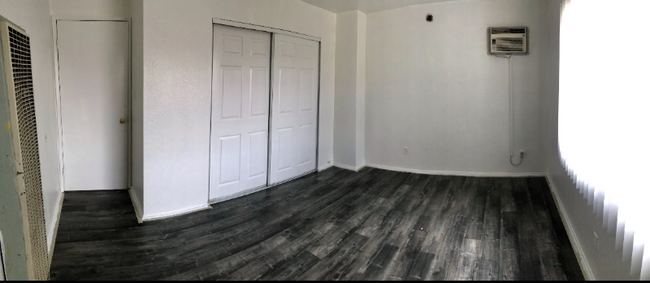 Building Photo - 5660 Case Ave