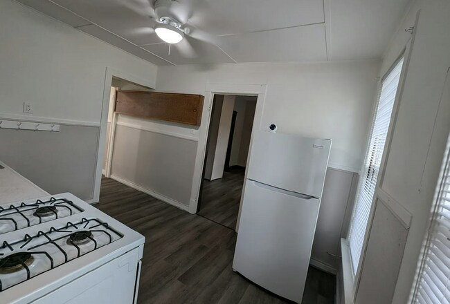 Foto del edificio - ?? Affordable 1BR/1BA Apartment – Pet Friendly with Shared Yard
