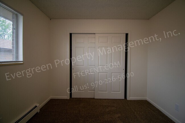 Foto del edificio - 2916-2924 Glendale Dr