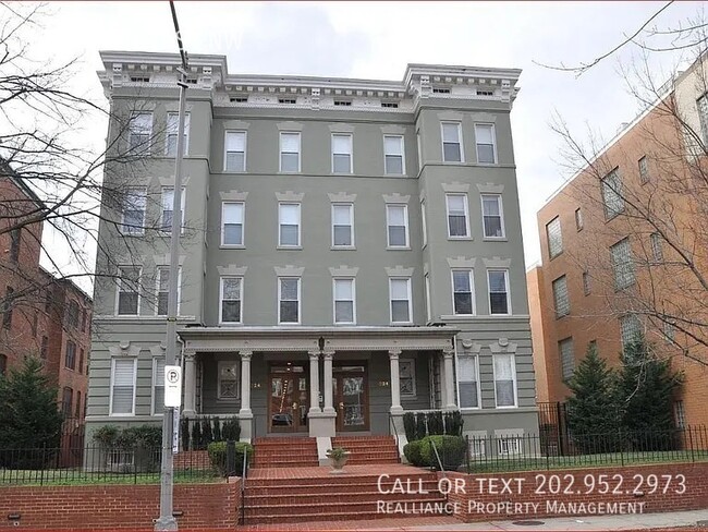 Building Photo - 1324 Euclid St NW