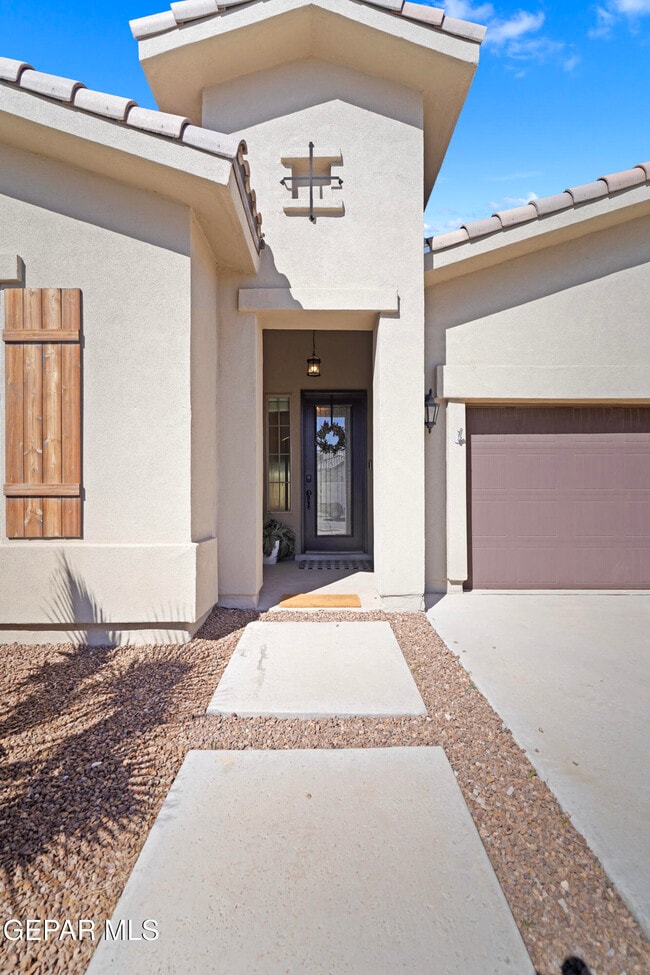 Building Photo - 13445 Emerald Crystal Dr