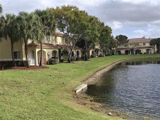 Foto del edificio - 8372 SW 25th Ct