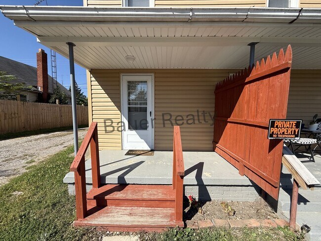 Foto del edificio - 1215 Cottage St