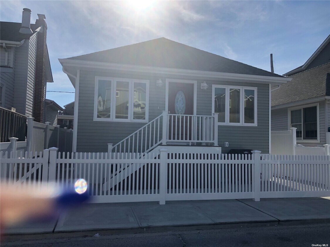 Primary Photo - 65 Alabama St