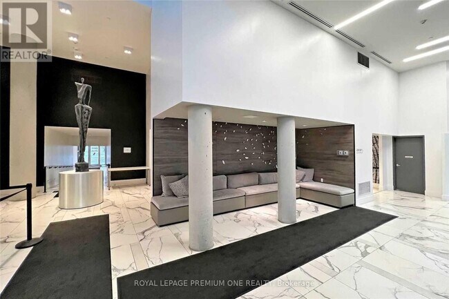 Building Photo - 2916 Hwy 7