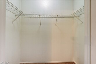 Building Photo - 45 Maleena Mesa St