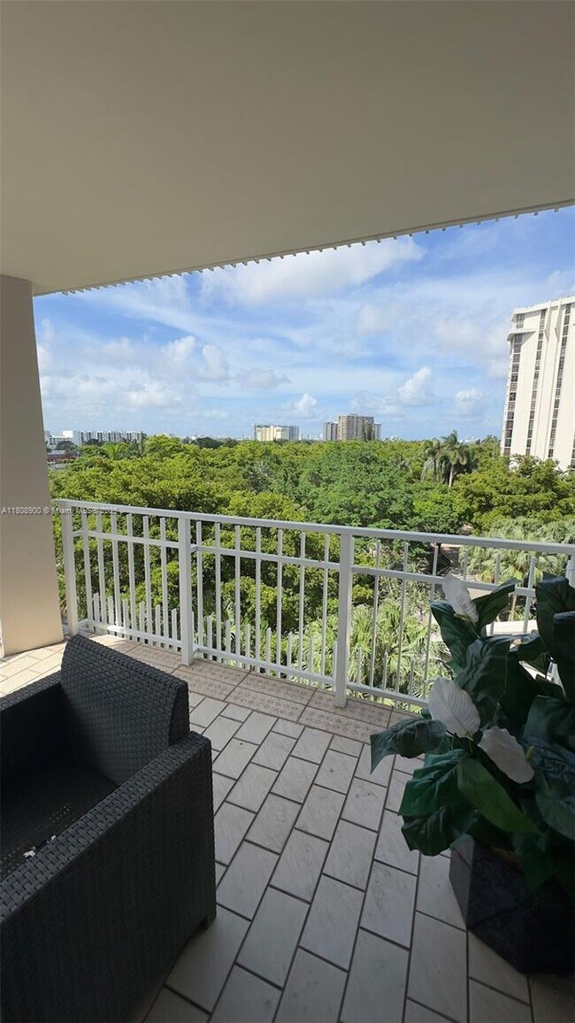 Foto del edificio - 2000 Towerside Terrace
