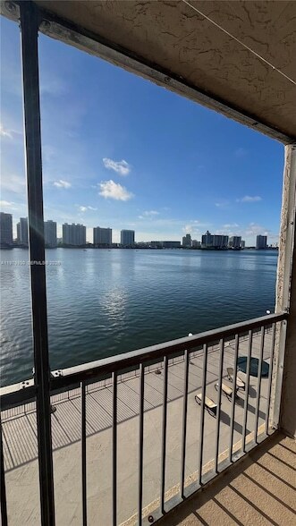 Photo - 17500 N Bay Rd Unit S403