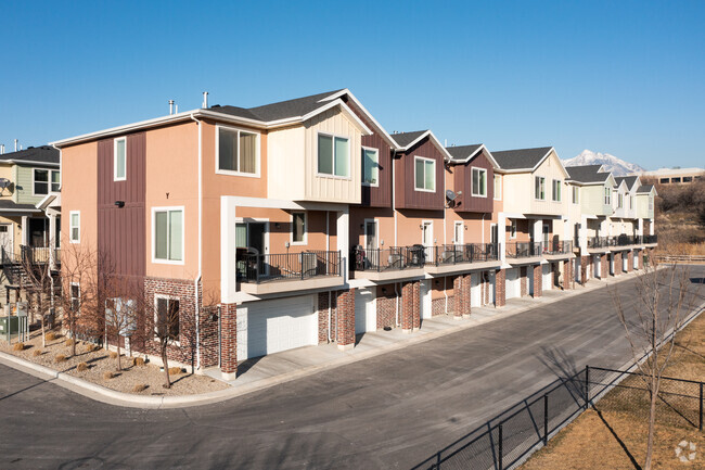 Building Photo - South Ridge II Apartments