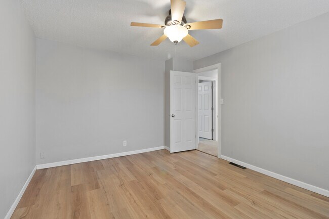 Building Photo - 1507 9th St S