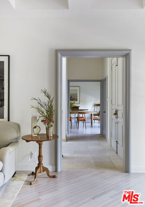 Foto del edificio - 1439 Queens Way