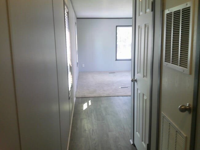 Foto del edificio - 314 N Green Meadow St SE