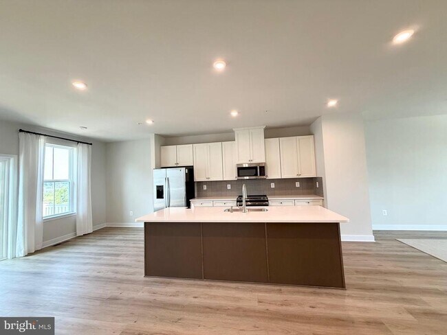 Foto del edificio - 7840 Blackbriar Wy
