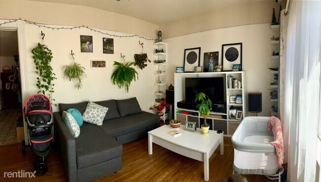Building Photo - 1 br, 1 bath Apartment - 971 Pershing Ave