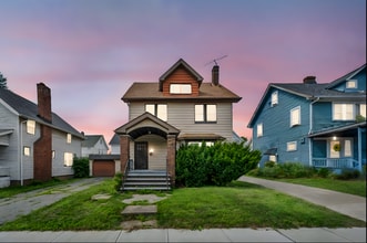 Building Photo - 12721 Barrington Ave