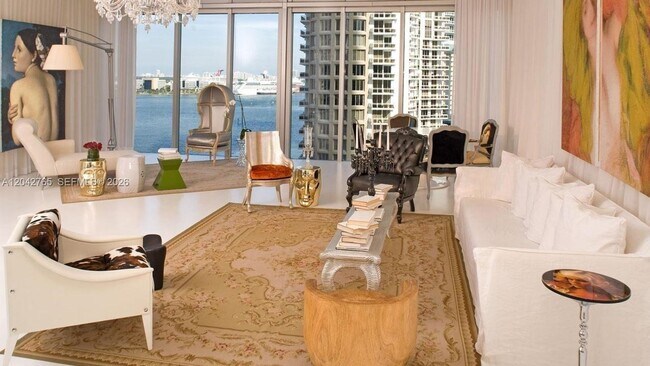 Foto del edificio - 495 Brickell Ave
