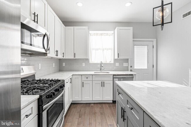 Foto del edificio - 2122 Sears St