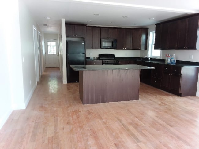 Photo - 2 Judge Street Path Apartment