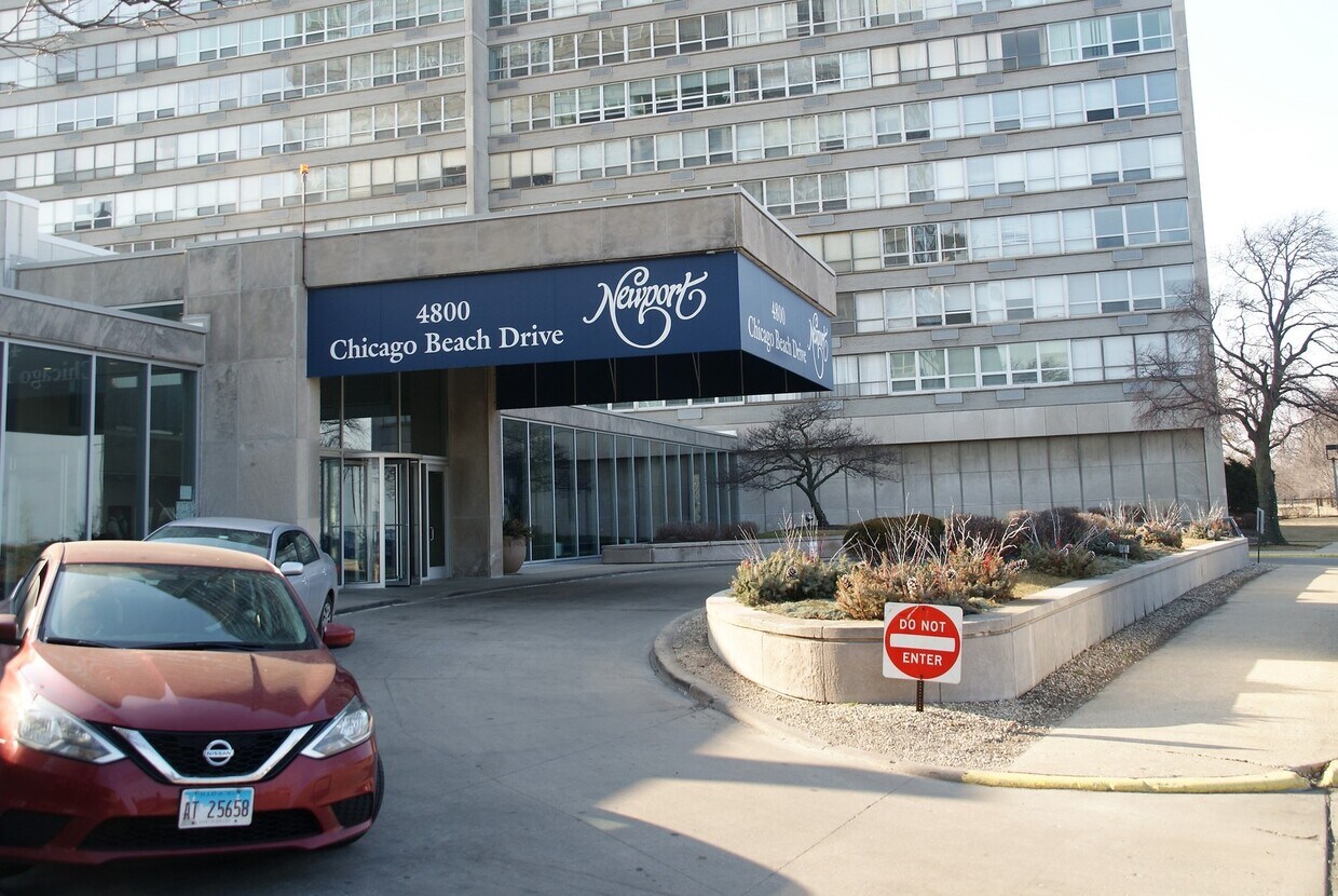 Foto principal - 4800 S Chicago Beach Dr