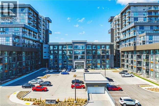 Photo du bâtiment - 450 Dundas St E