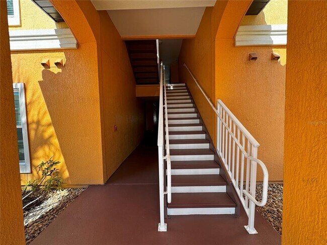 Foto del edificio - 5455 Vineland Rd