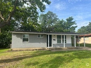 Building Photo - 710 E Daugherty Dr