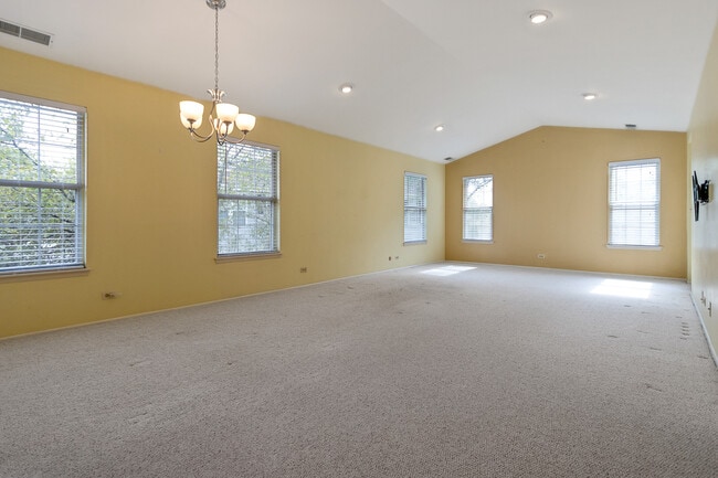 Foto del edificio - 164 White Branch Ct