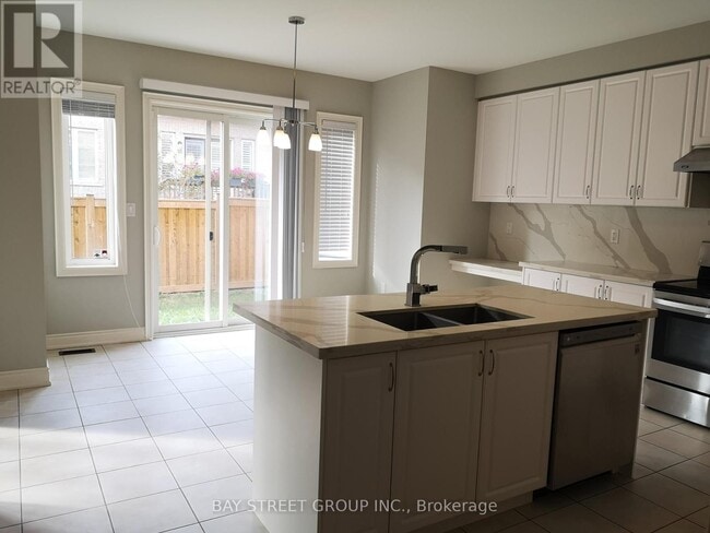 Building Photo - 479 Grindstone Trl