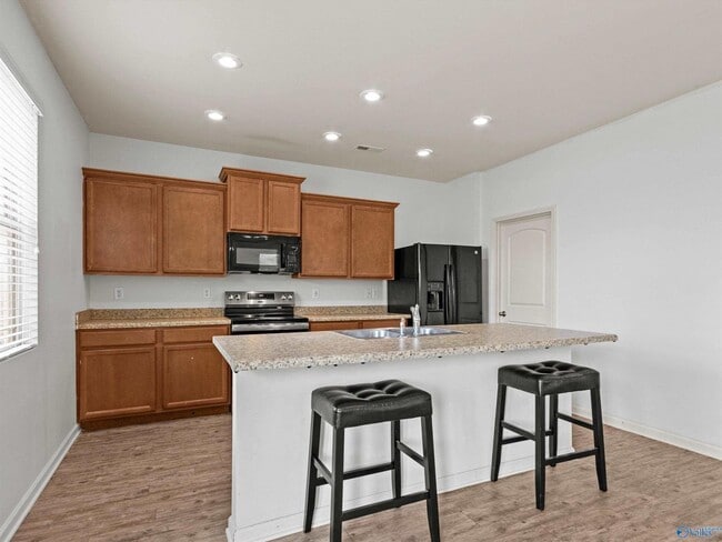Foto del edificio - 30057 Glenrose Way
