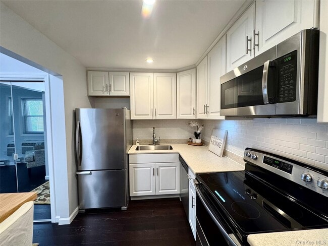 Building Photo - 634 Fox Run Ln