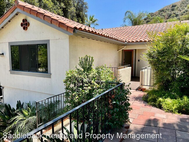 Foto del edificio - 4 br, 3 bath House - 25000 Glen Ivy Rd Vil...