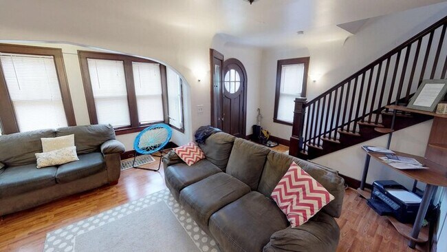 Foto del edificio - 803 Brown St