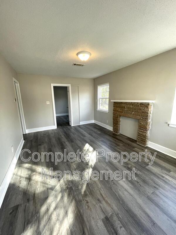 Foto del edificio - 713 W Patton Ave