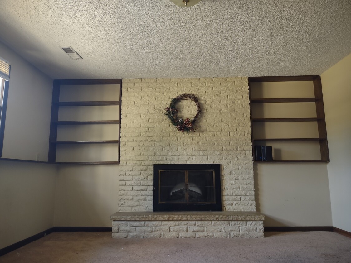 16422 Genesee Ct W, Rosemount, MN 55068 House Rental in Rosemount, MN