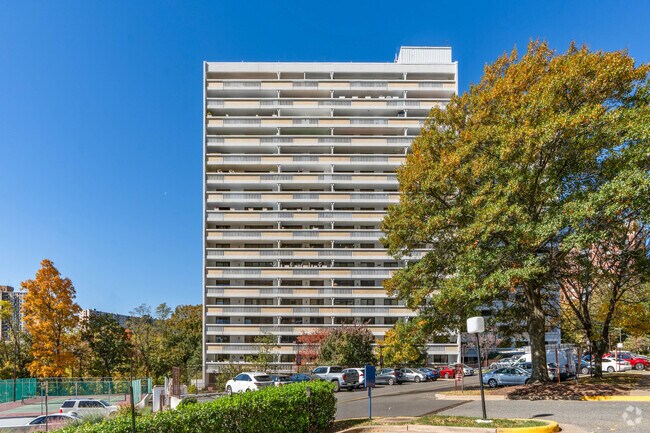6101 Calle Edsall - Alexandria Knolls West