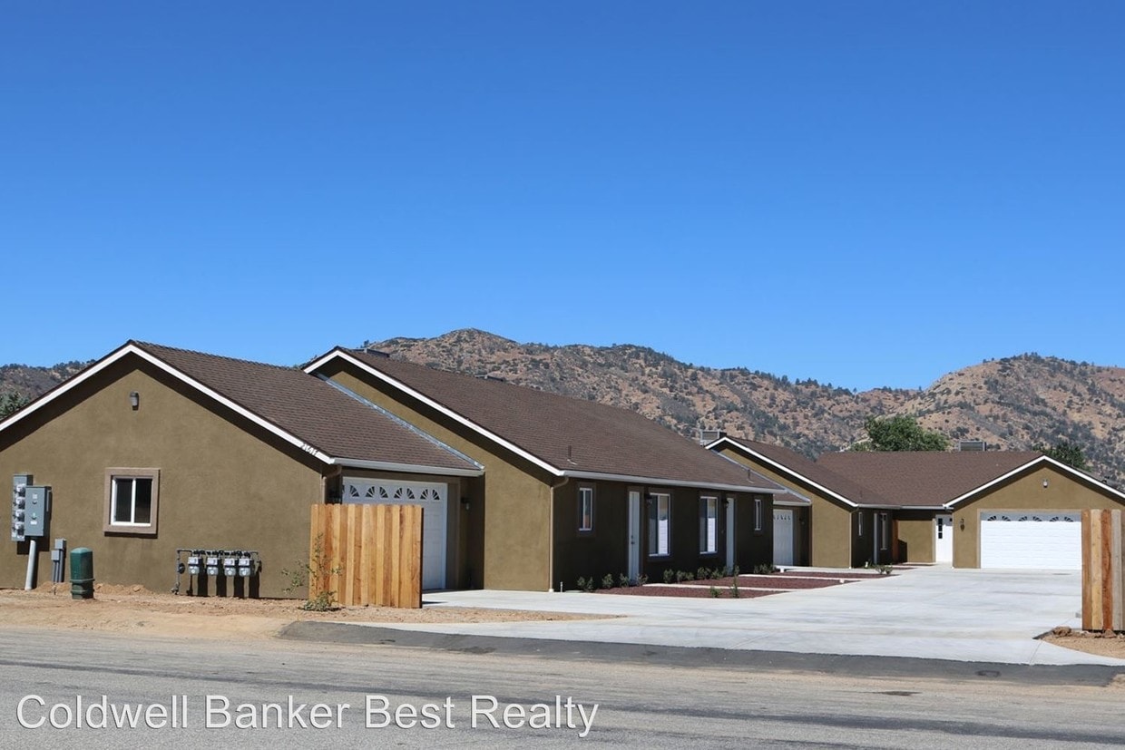 2 br, 1 bath Apartment 21617 Golden Star Condo for Rent in Tehachapi, CA