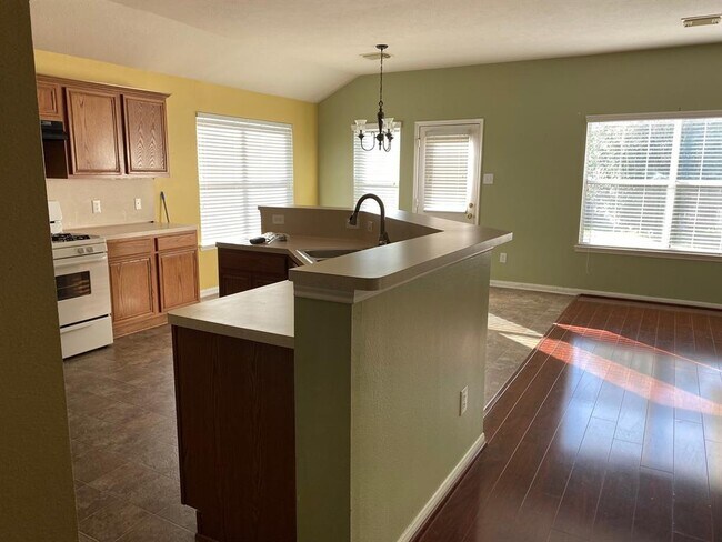 Foto del edificio - 2014 Bluffton Ln