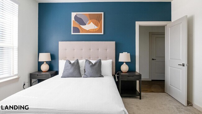 Foto del edificio - 19240 Stokes Rd