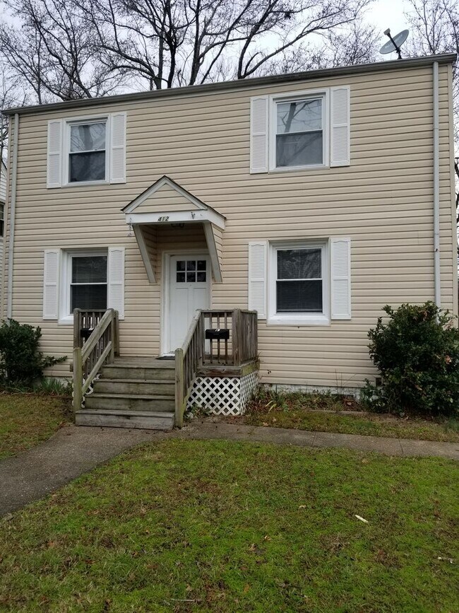 Building Photo - 412 Forrest Ave