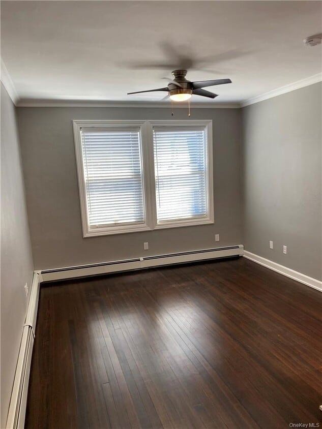 Building Photo - 474 Bedford Rd