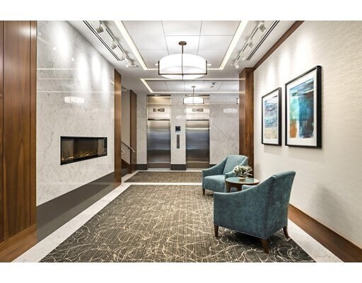 Foto del edificio - 8 Whittier Pl