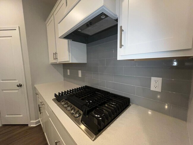 Foto del edificio - 17 Fairwinds Dr