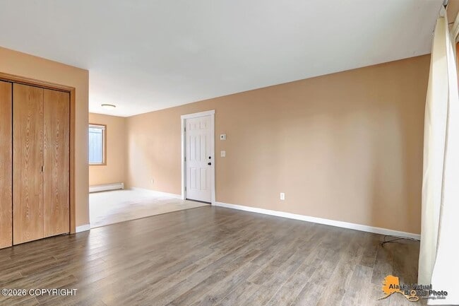Foto del edificio - 5800 E 4th Ave