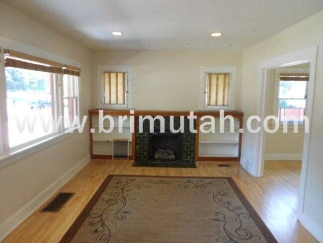 Foto del edificio - 450 S 1100 E