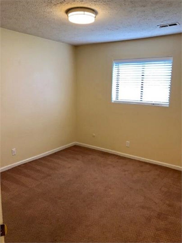 2608 N b Rd Unit 5, Grand Island, NE 68803 Apartments in Grand