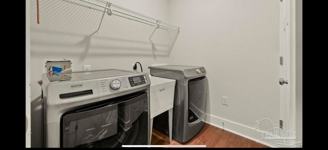 Foto del edificio - 5577 Caden Ct
