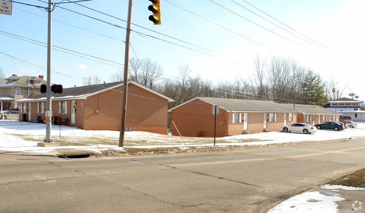 Primary Photo - 96-98 Acme St