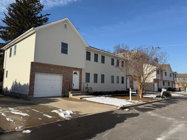 Foto del edificio - 8 Caruso Ct